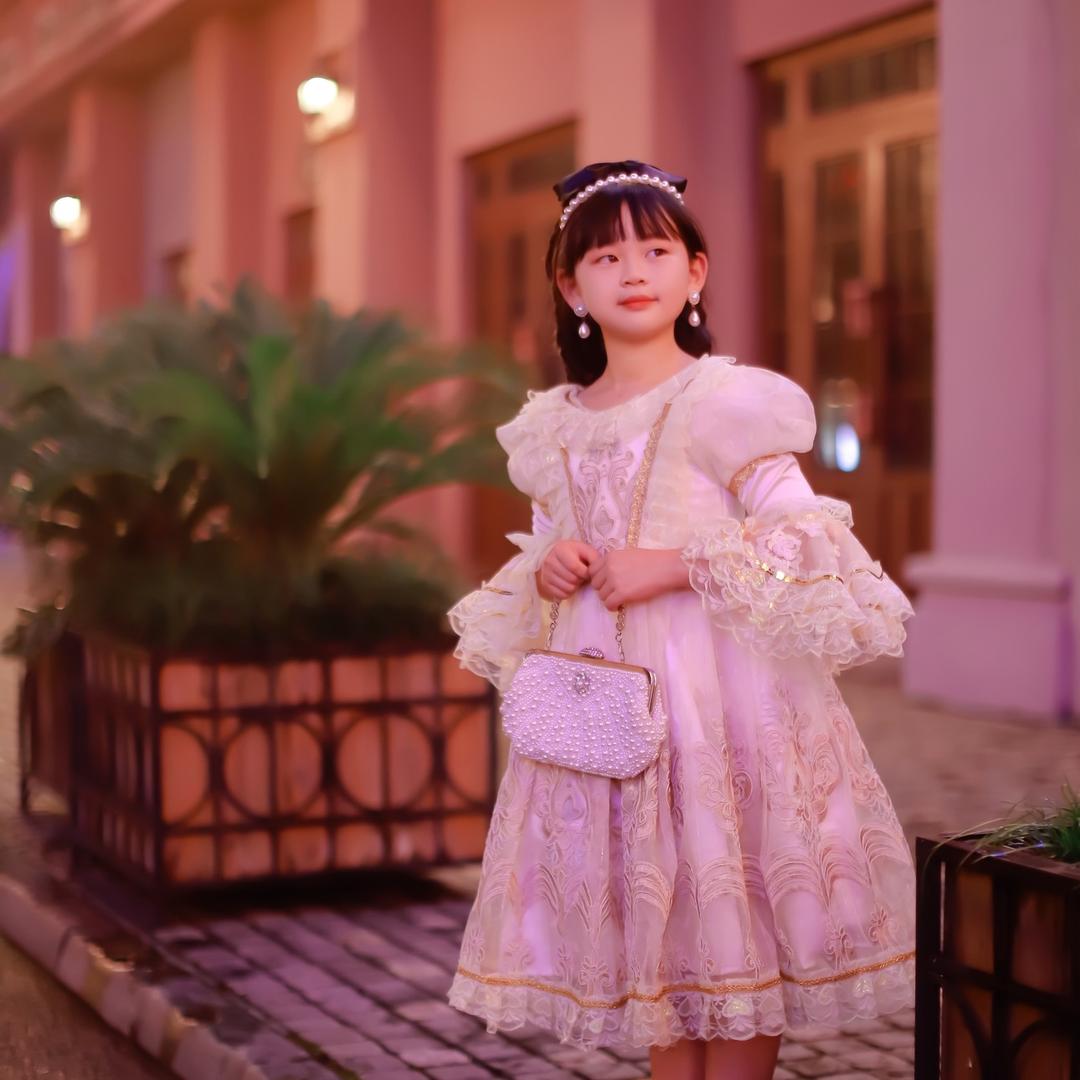 姐是卖钢卷，铁板的