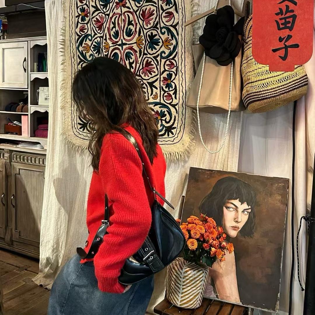 脸红小草莓