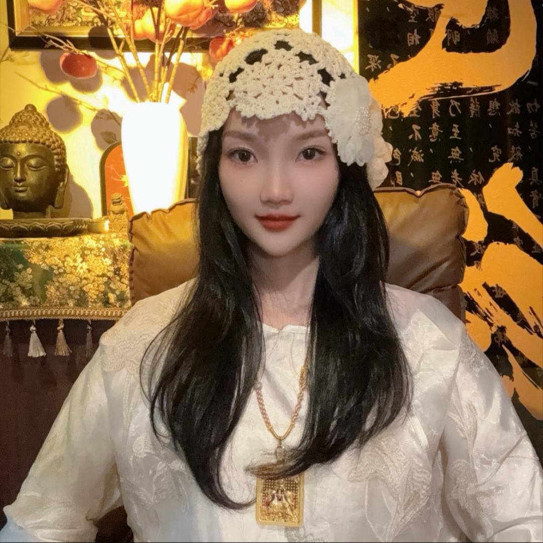 荧梨闪闪