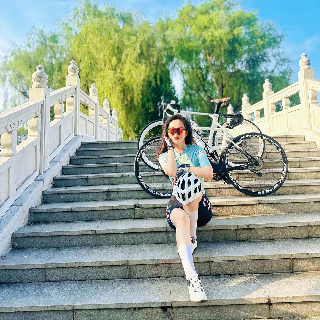 陌然@