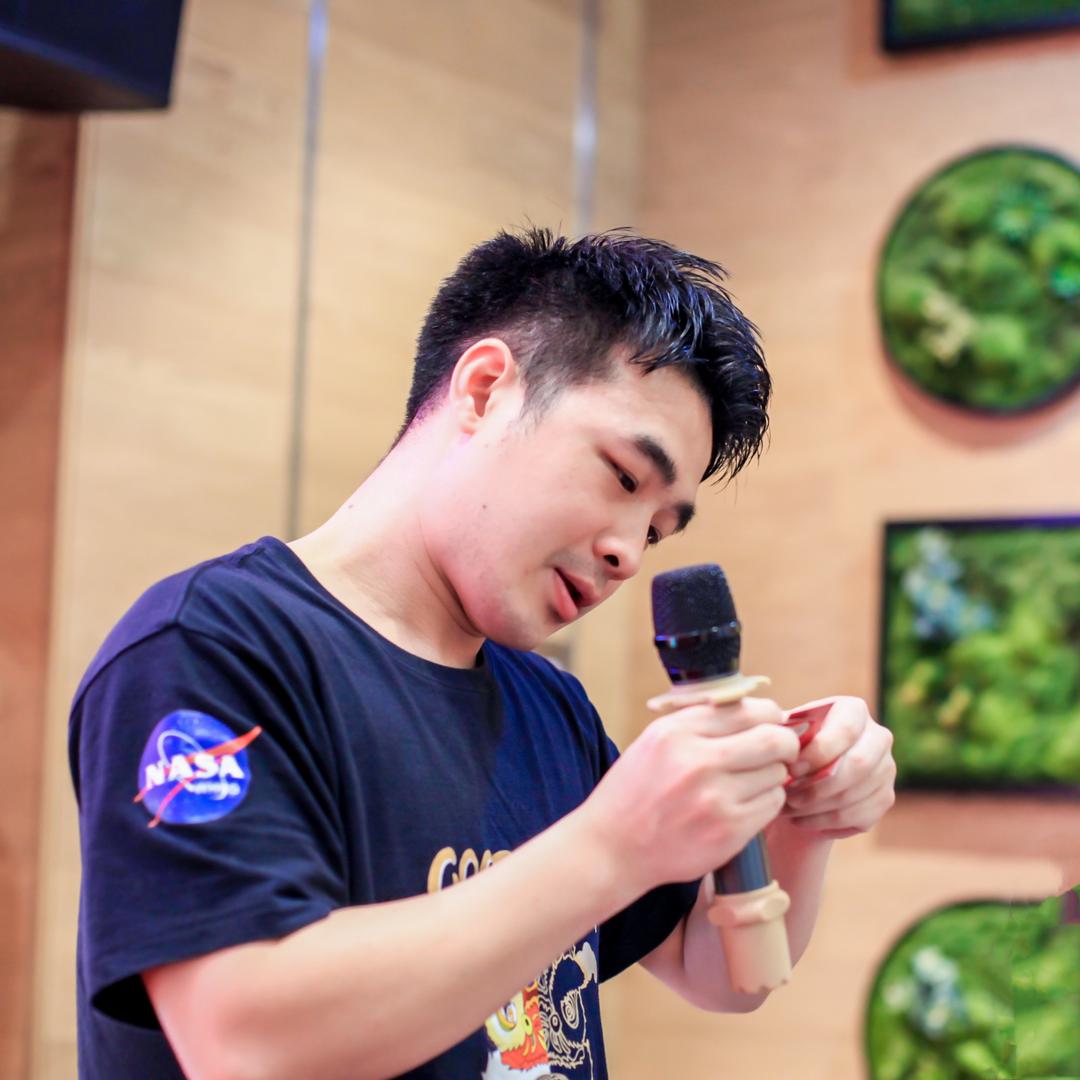 不爱开车的机老师