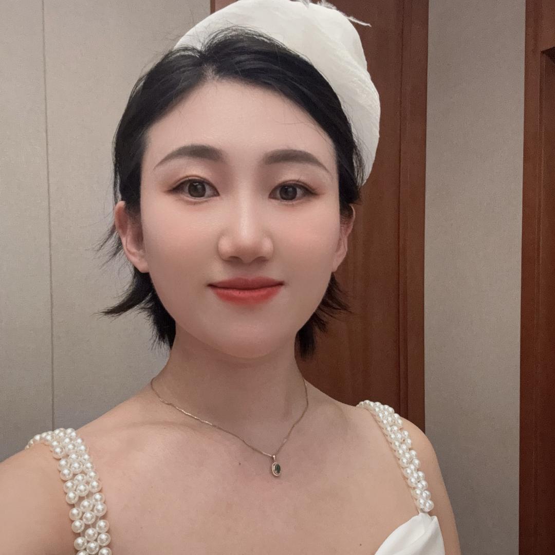 臻真美云南负责人(高佳含）