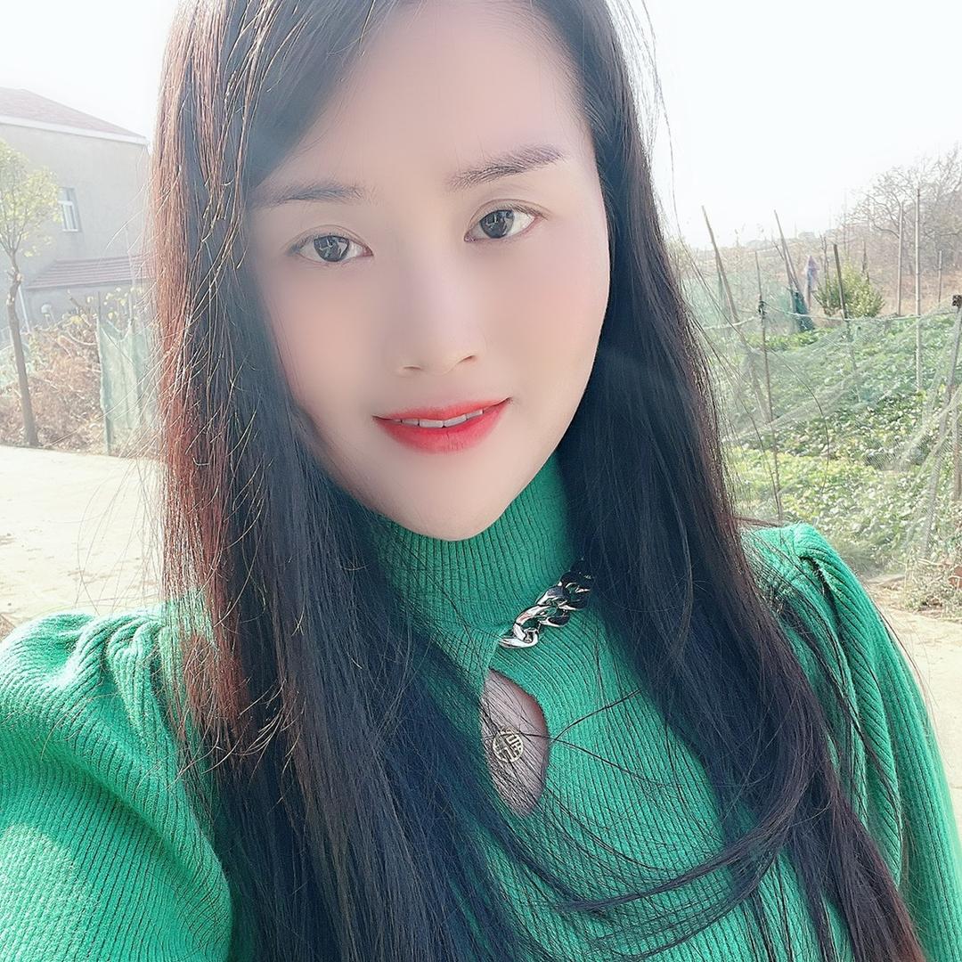 爱笑的容儿