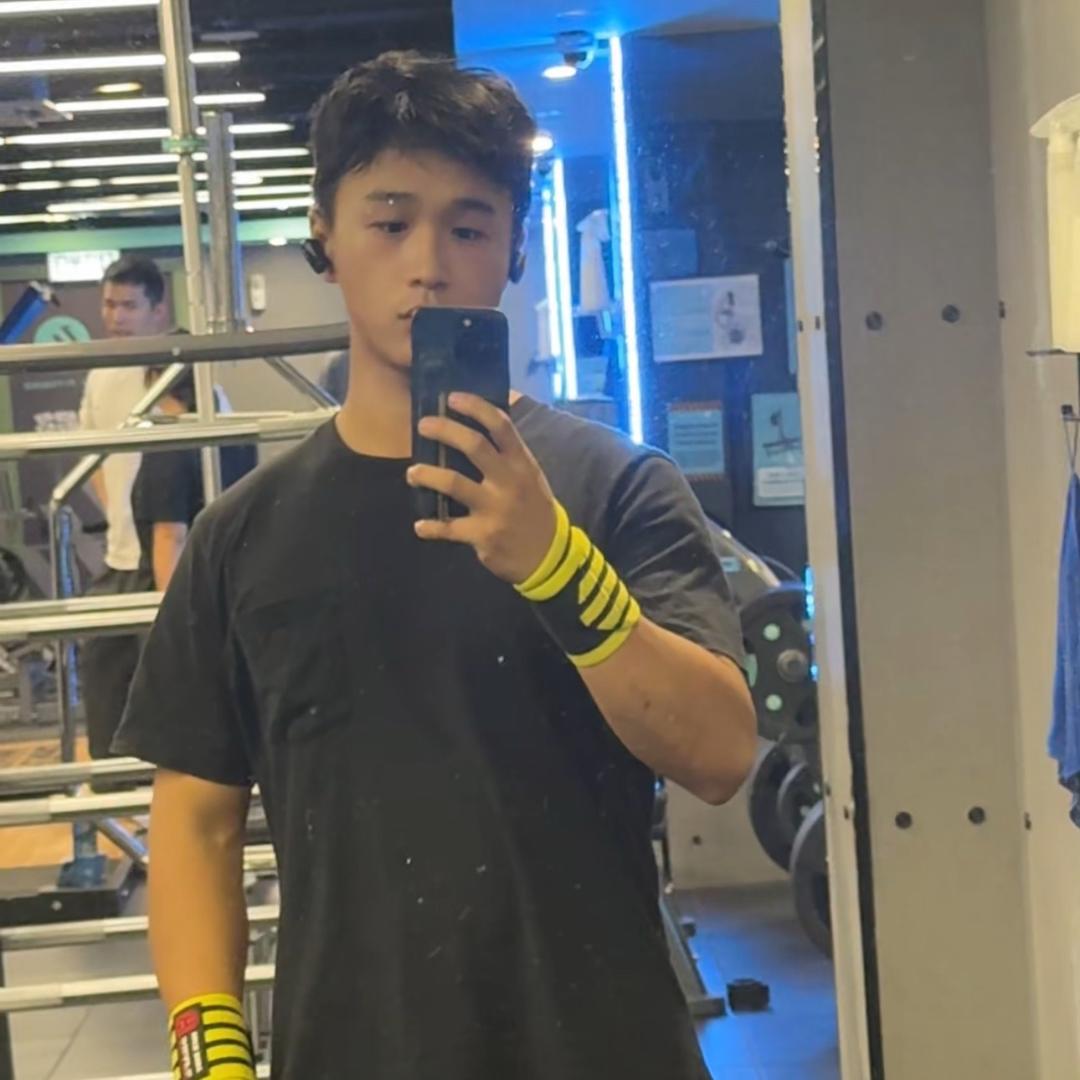 瓜某人在干嘛🍉（反向颠锅红烧肋骨）