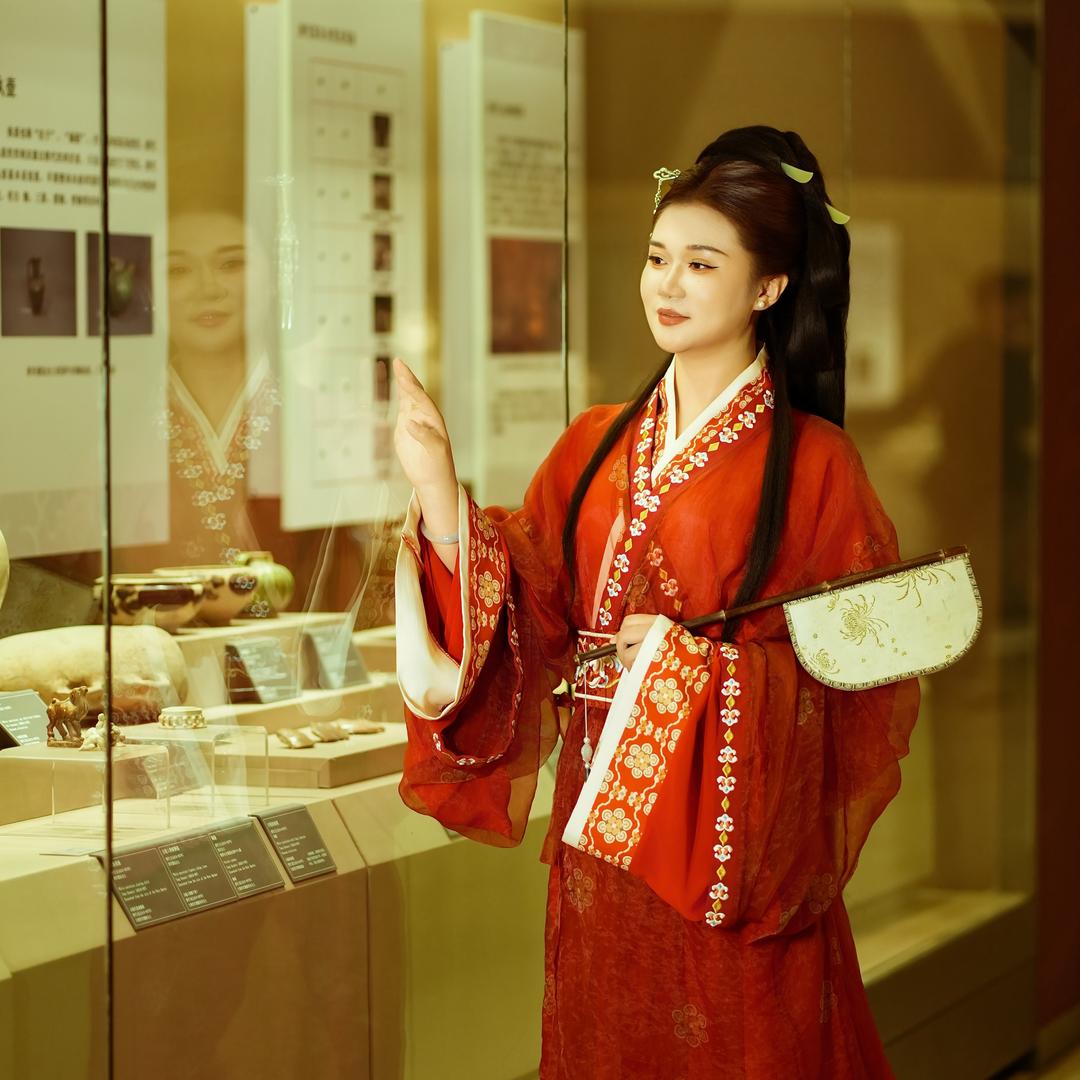 妍制汉裳~西安