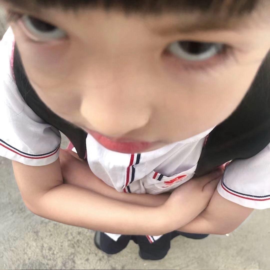 小菠萝萝萝萝萝🍍