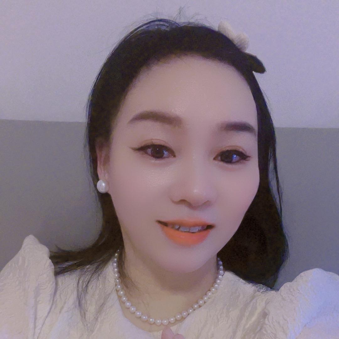 广州十三行巴厘衣柜BALIYIGUI王姐