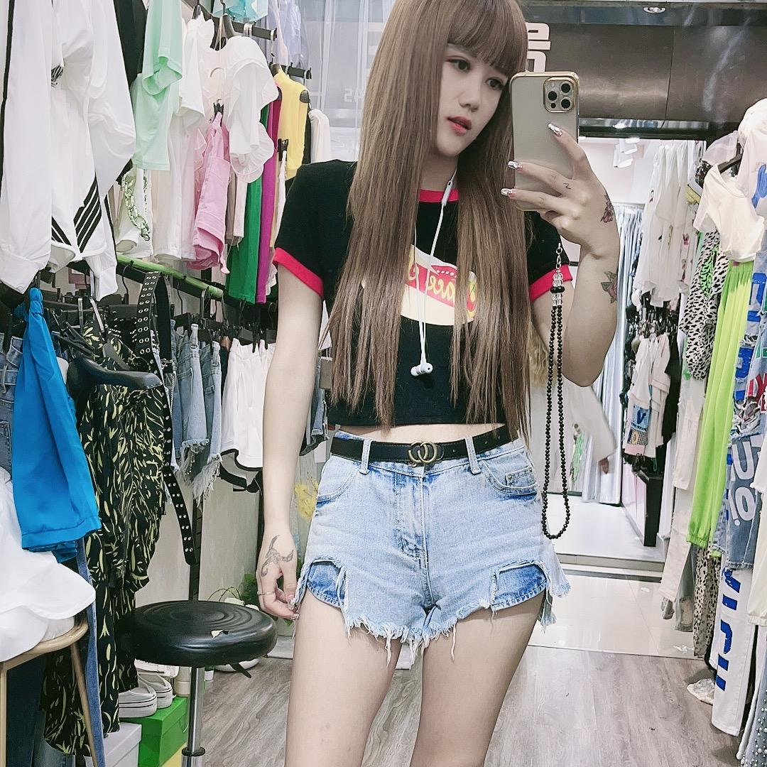 贝贝<<点赞>