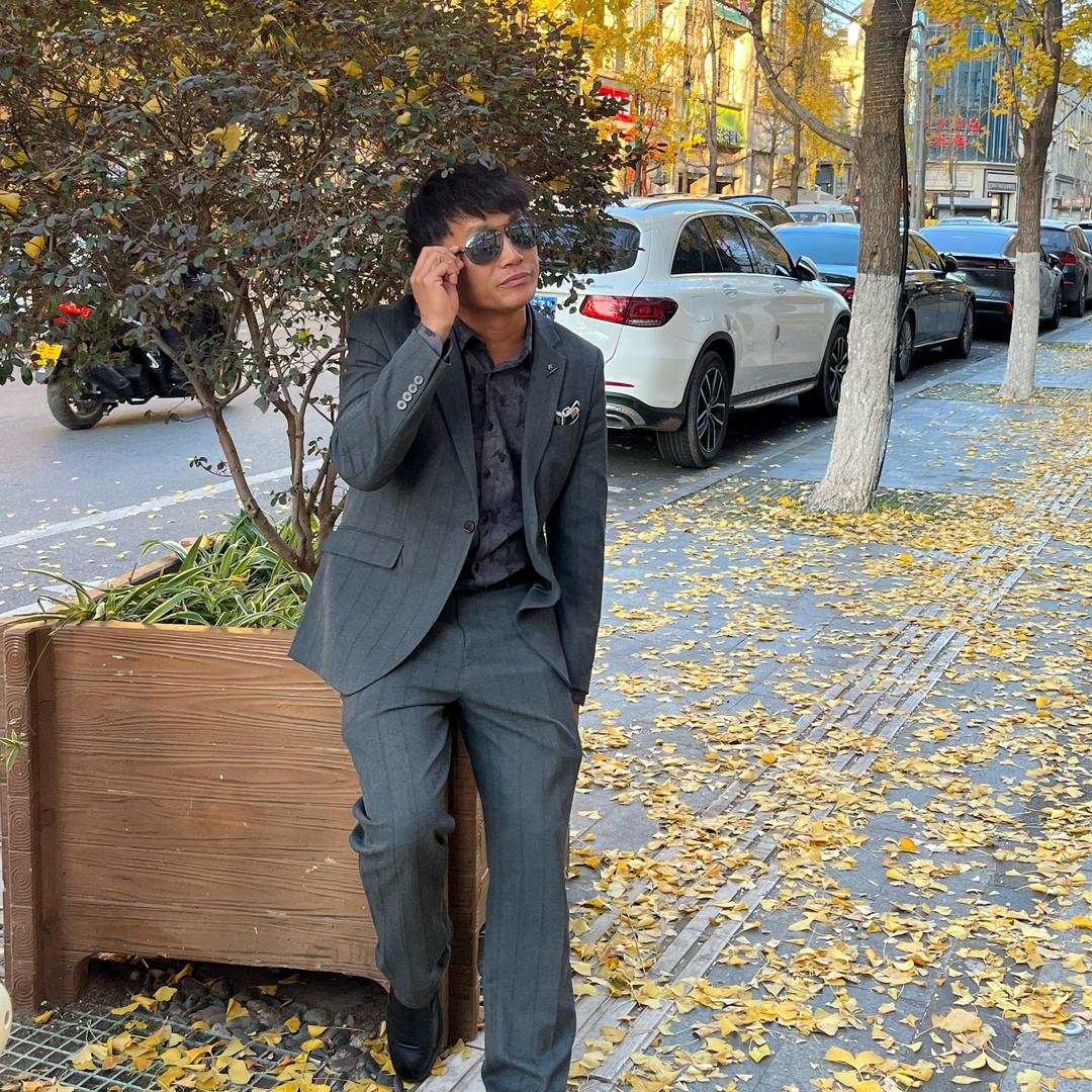 楚雄超  哥（浩创二手车）