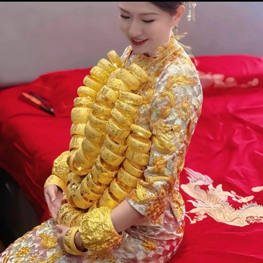 奥黛丽·赫本（财经博主）