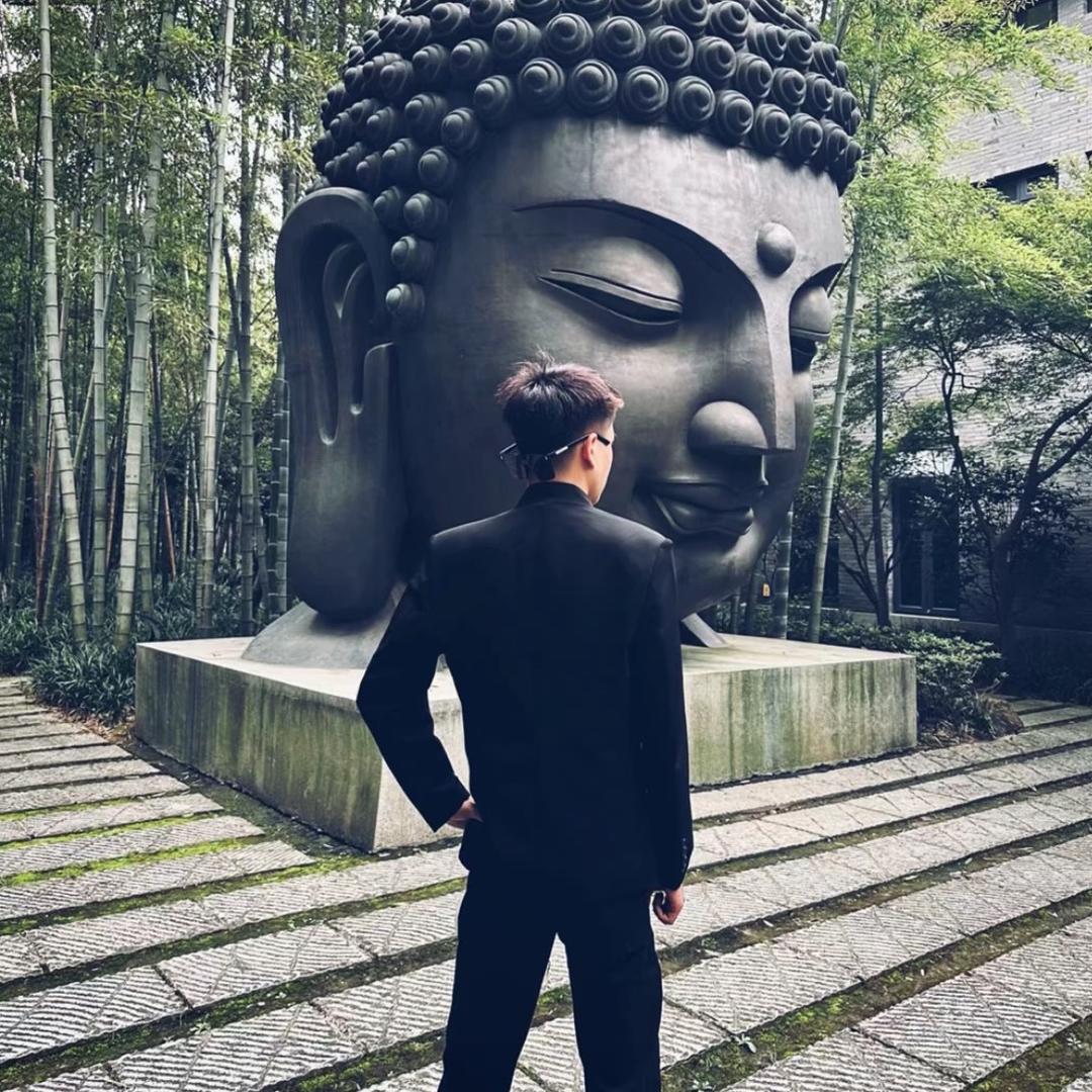 阿豪.