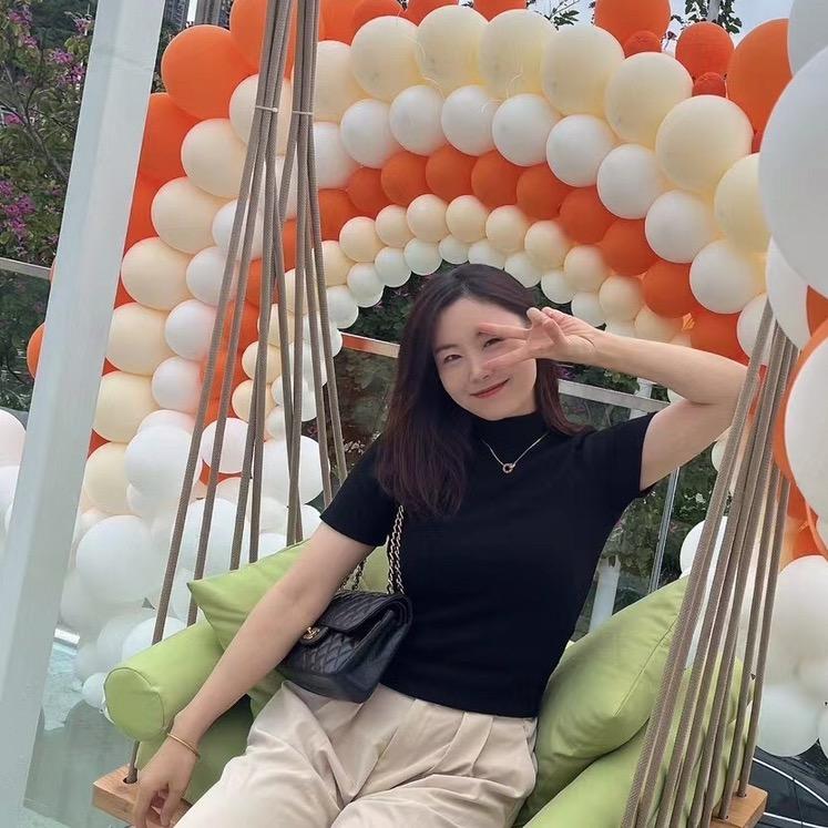 王右右🧚‍♀️