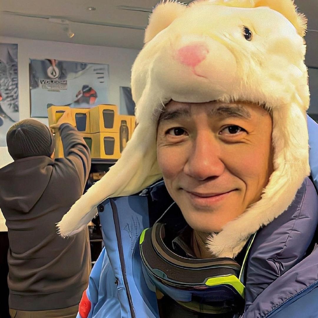 姜何