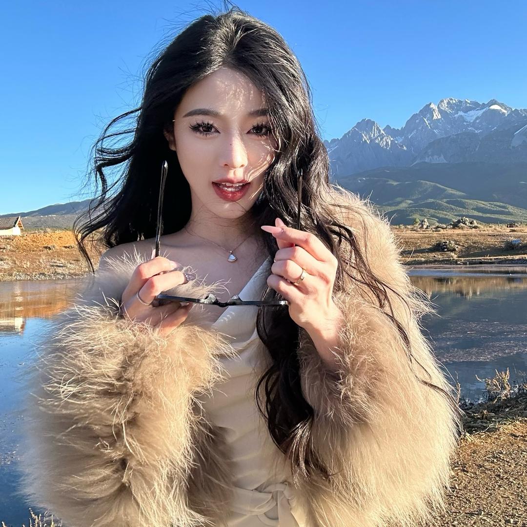 李思妍