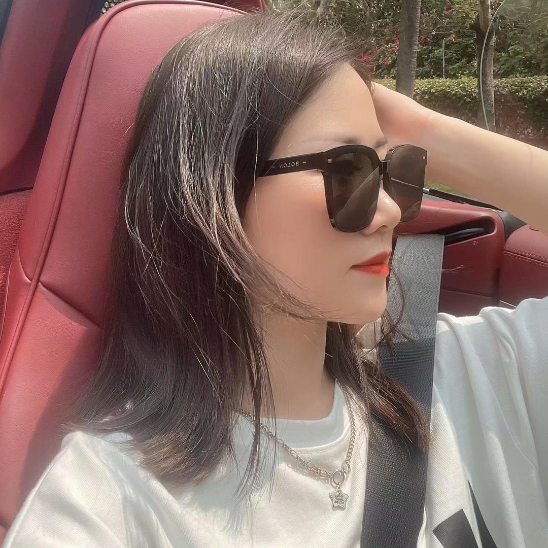 沃谜美肤-裸妆肌-蕊蕊