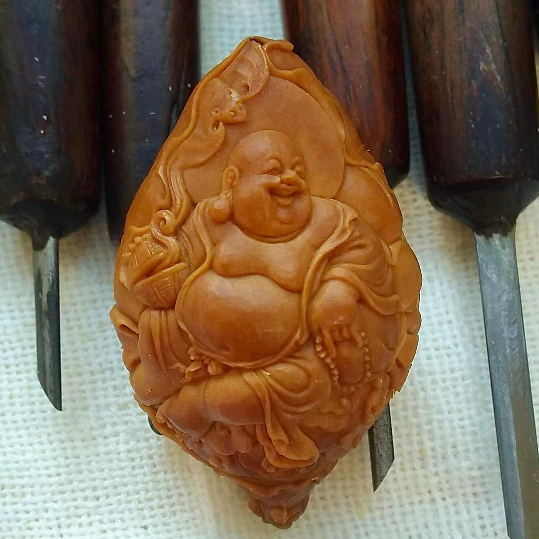 髙震华核雕 弥勒