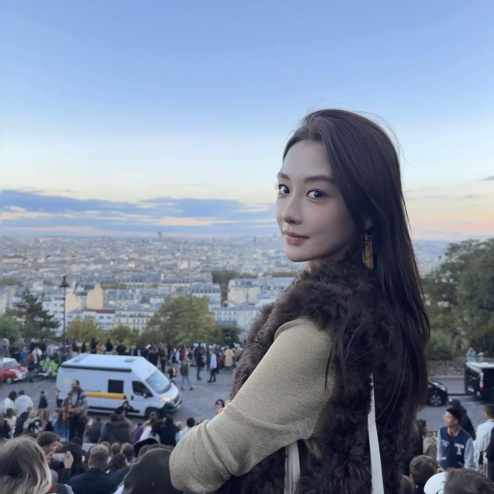 FOREVERCAN小纯（穿搭分享）