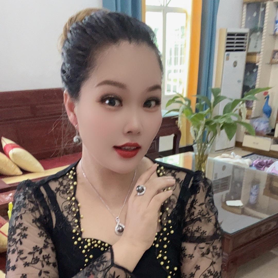金小姐，也是梁夫人  连赞拉黑