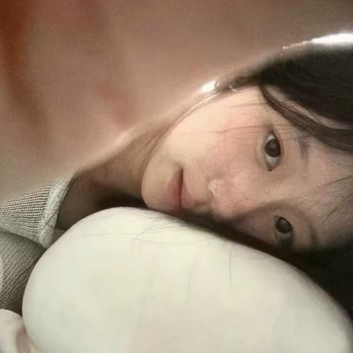 苏玖玥.