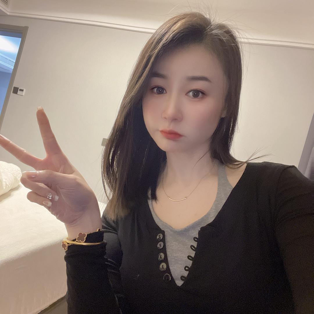 大美女装店