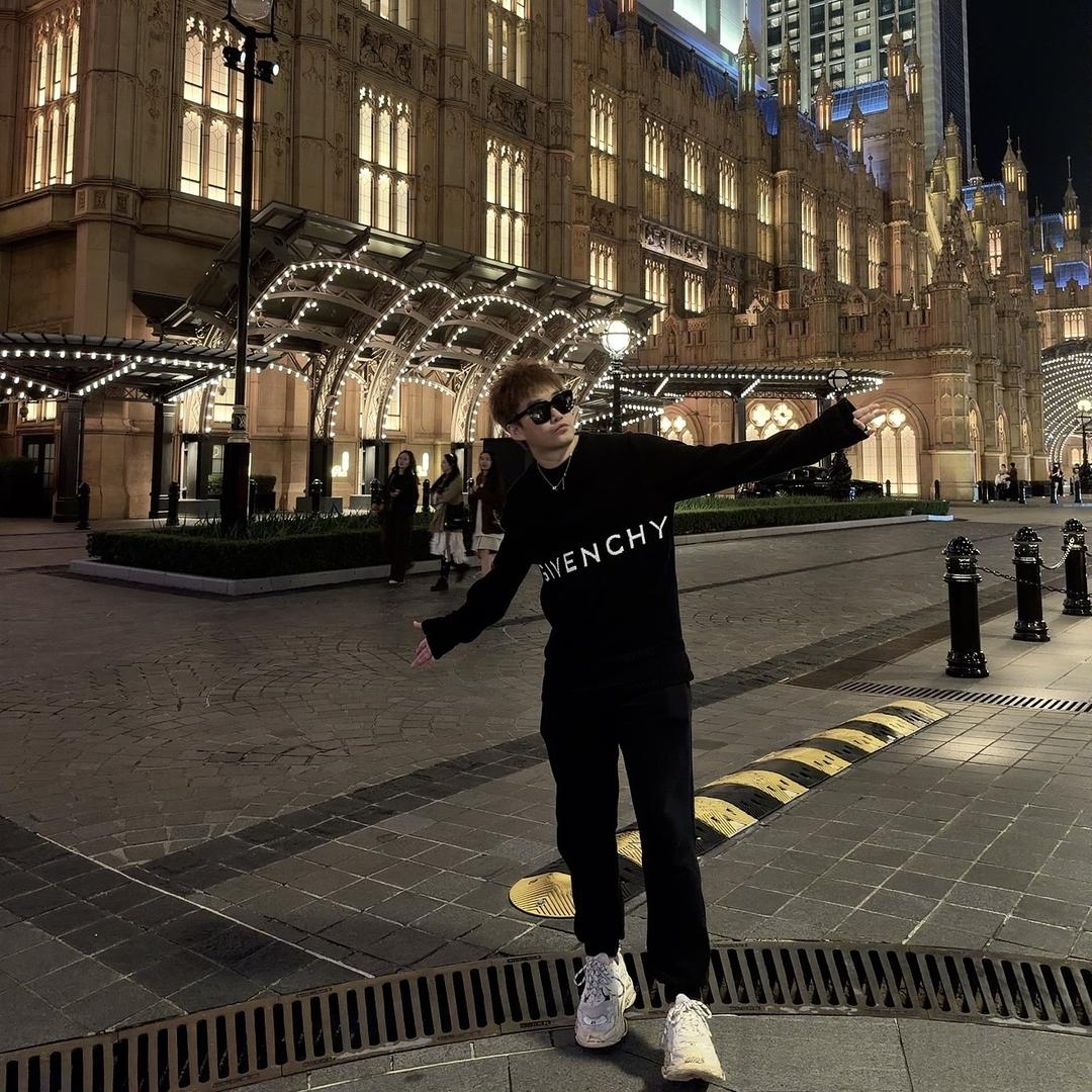 Lucas_solo