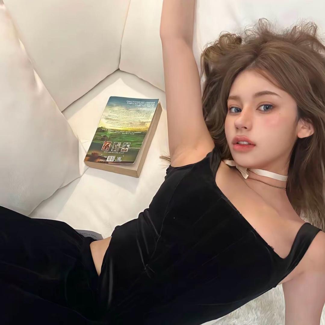 ☽.