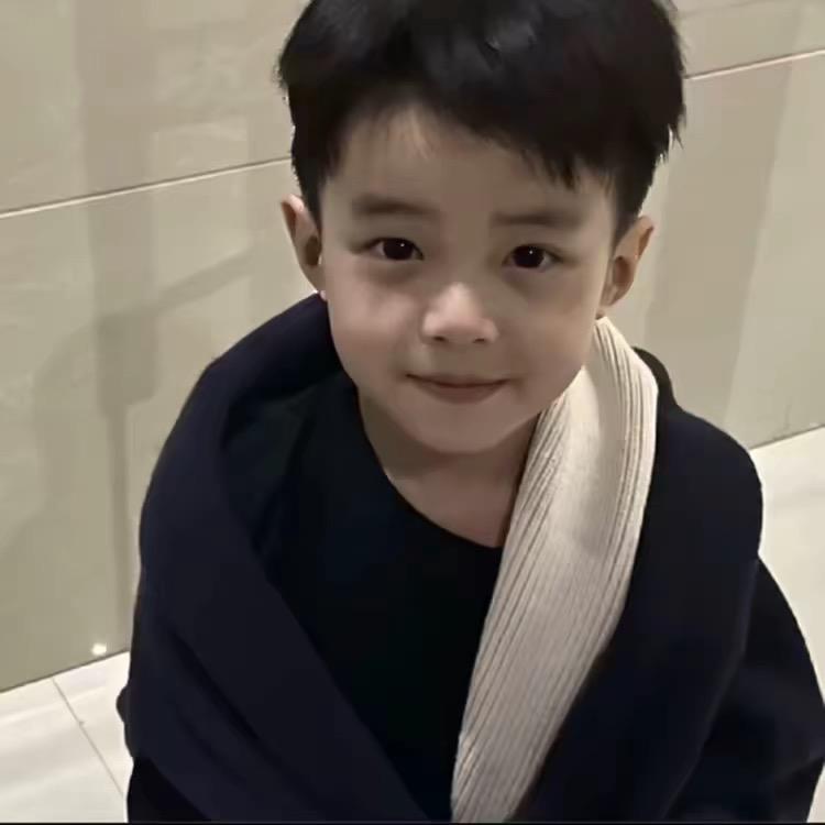 疒一
