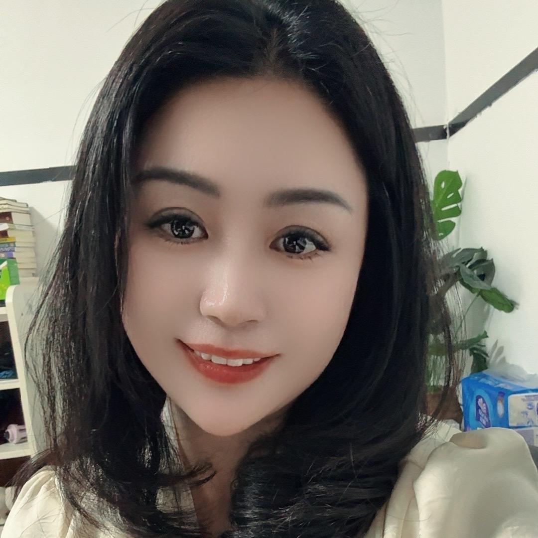 伊伊💃