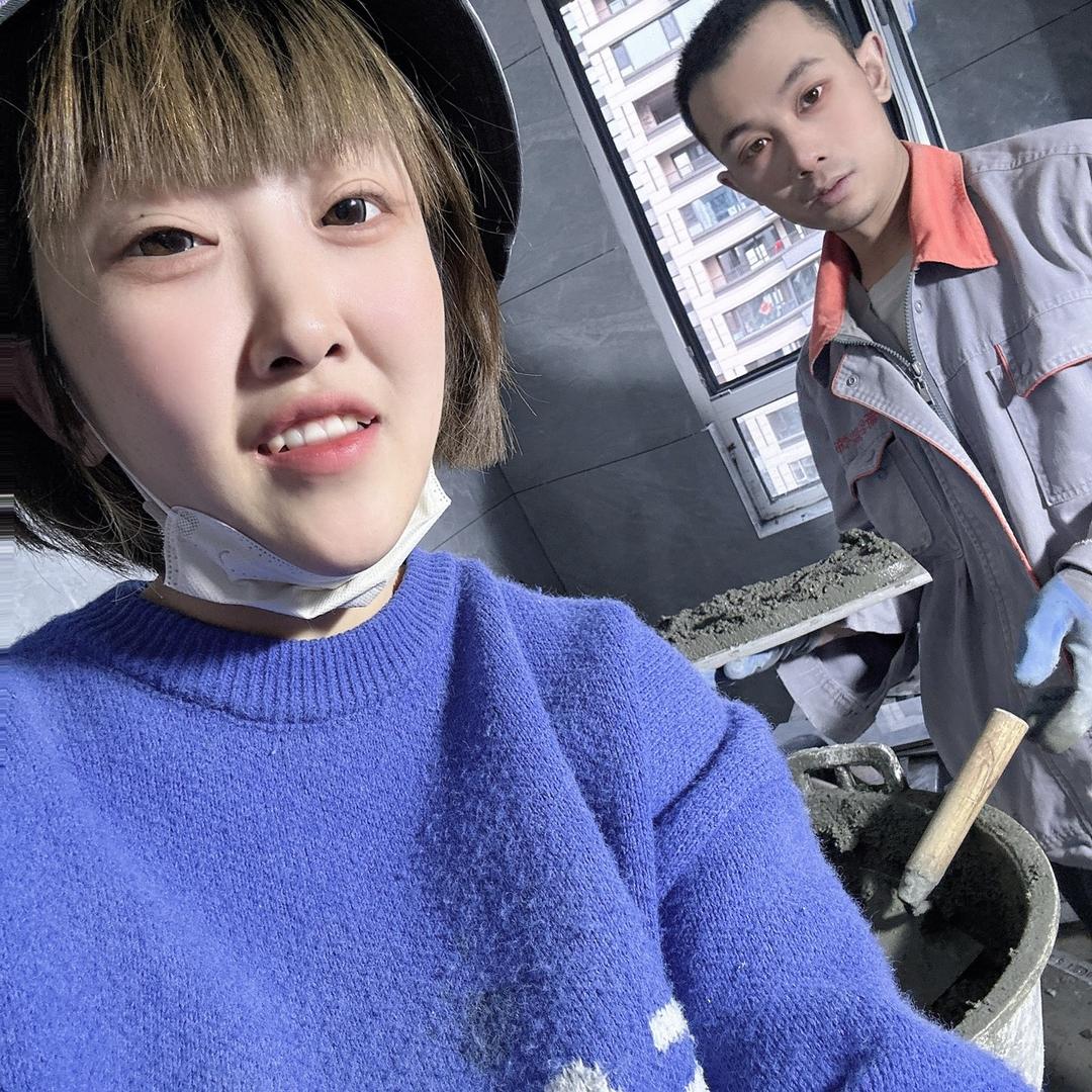 我在邹城贴瓷砖 小王夫妻