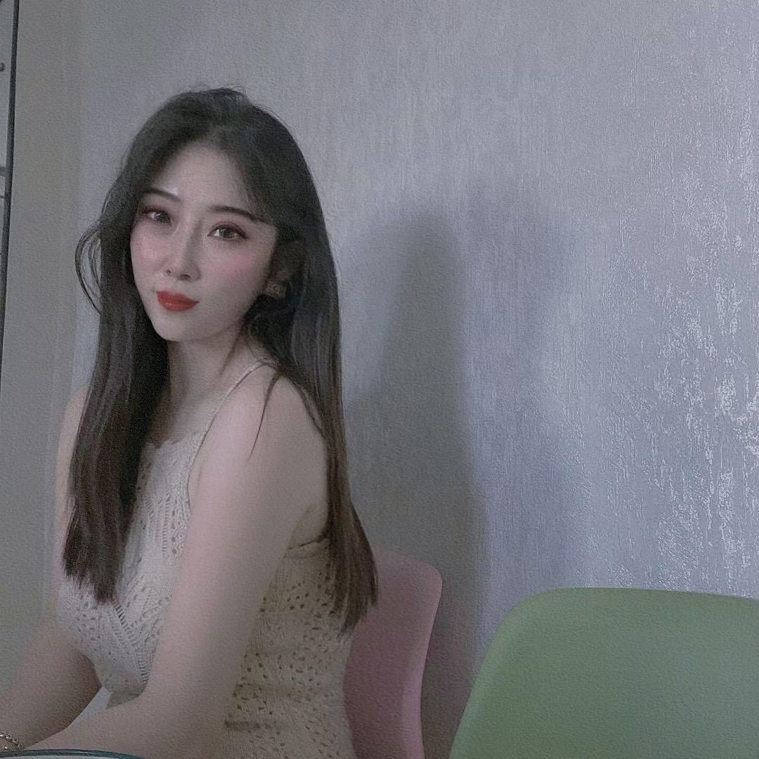 Lady🦢.