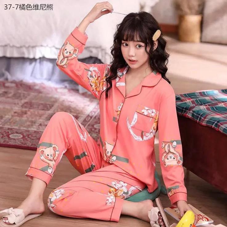 飞浪服饰工厂店