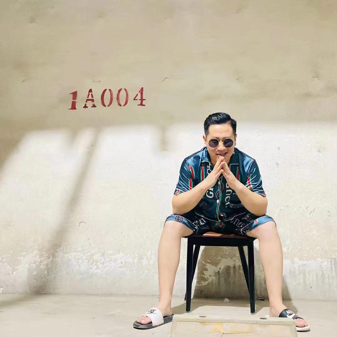 凸哥很忙🎧@抖音