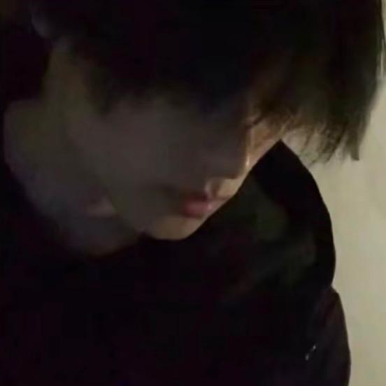 月下见