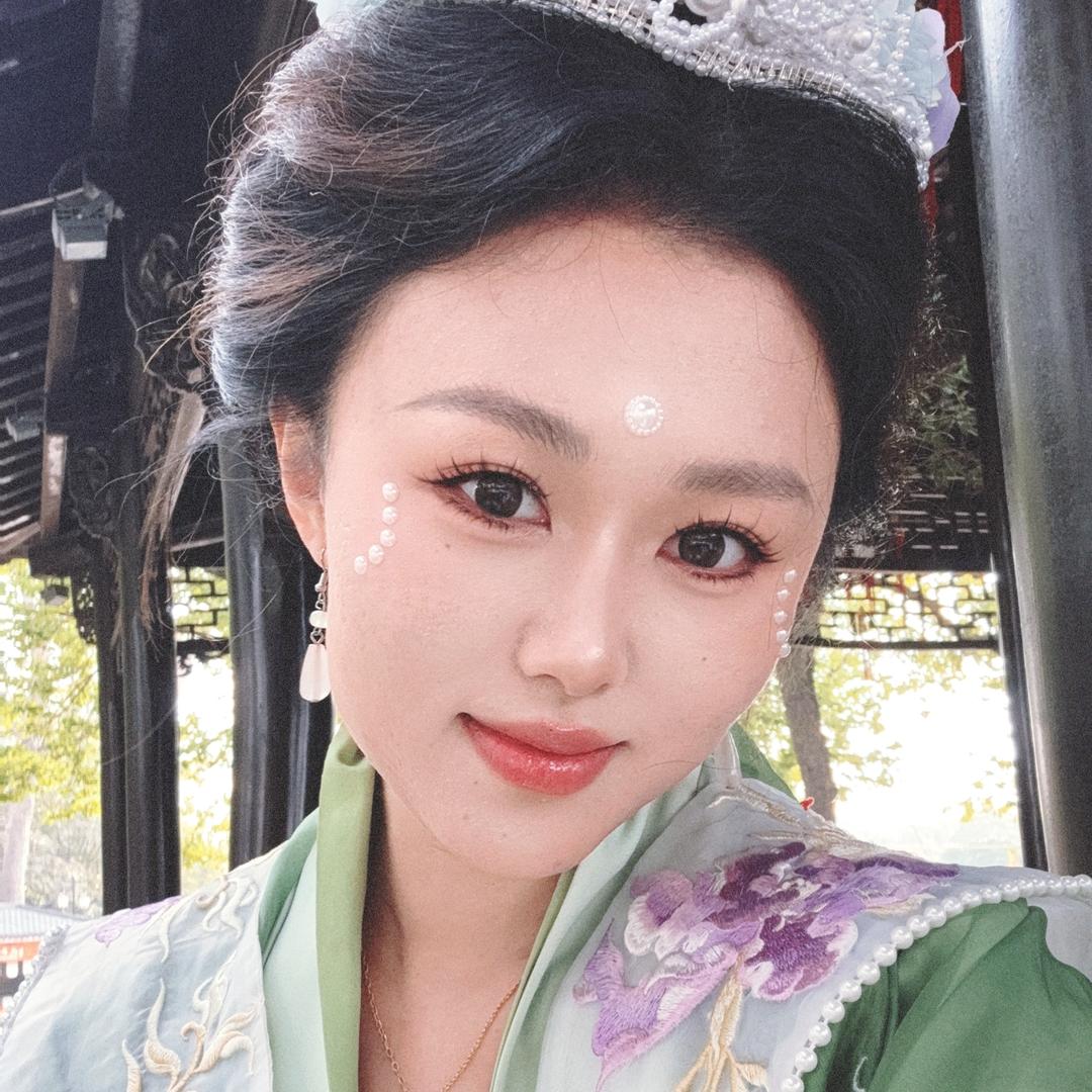 摇月
