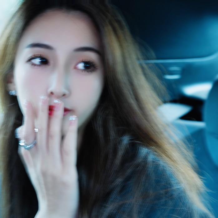 曹x1N儿