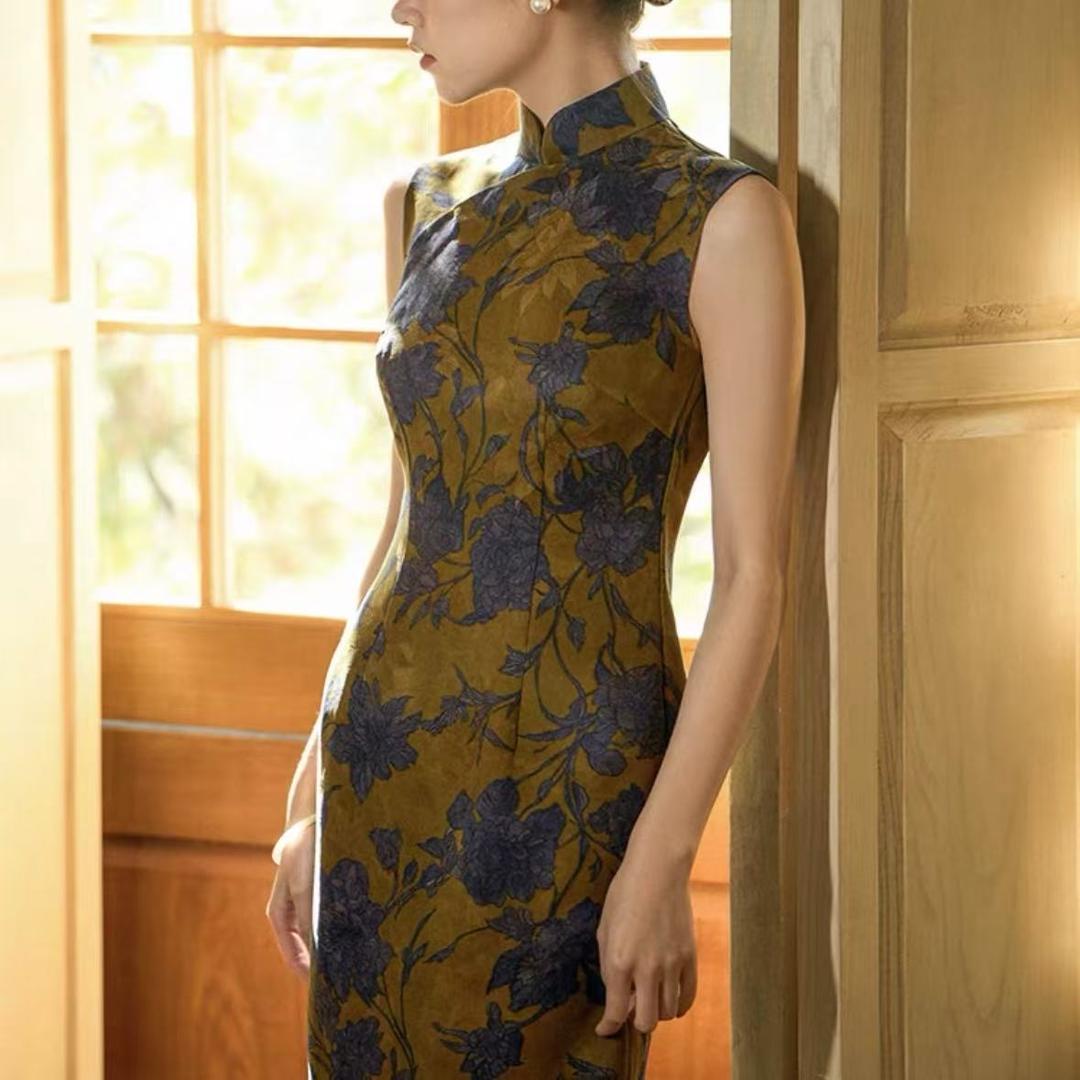 馥郁女装工厂店