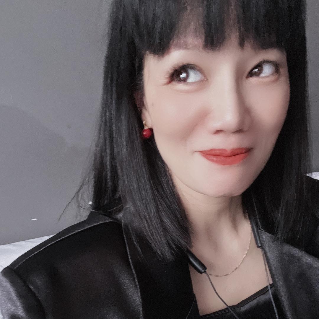 汇子服饰（雯姐）橱窗营业中