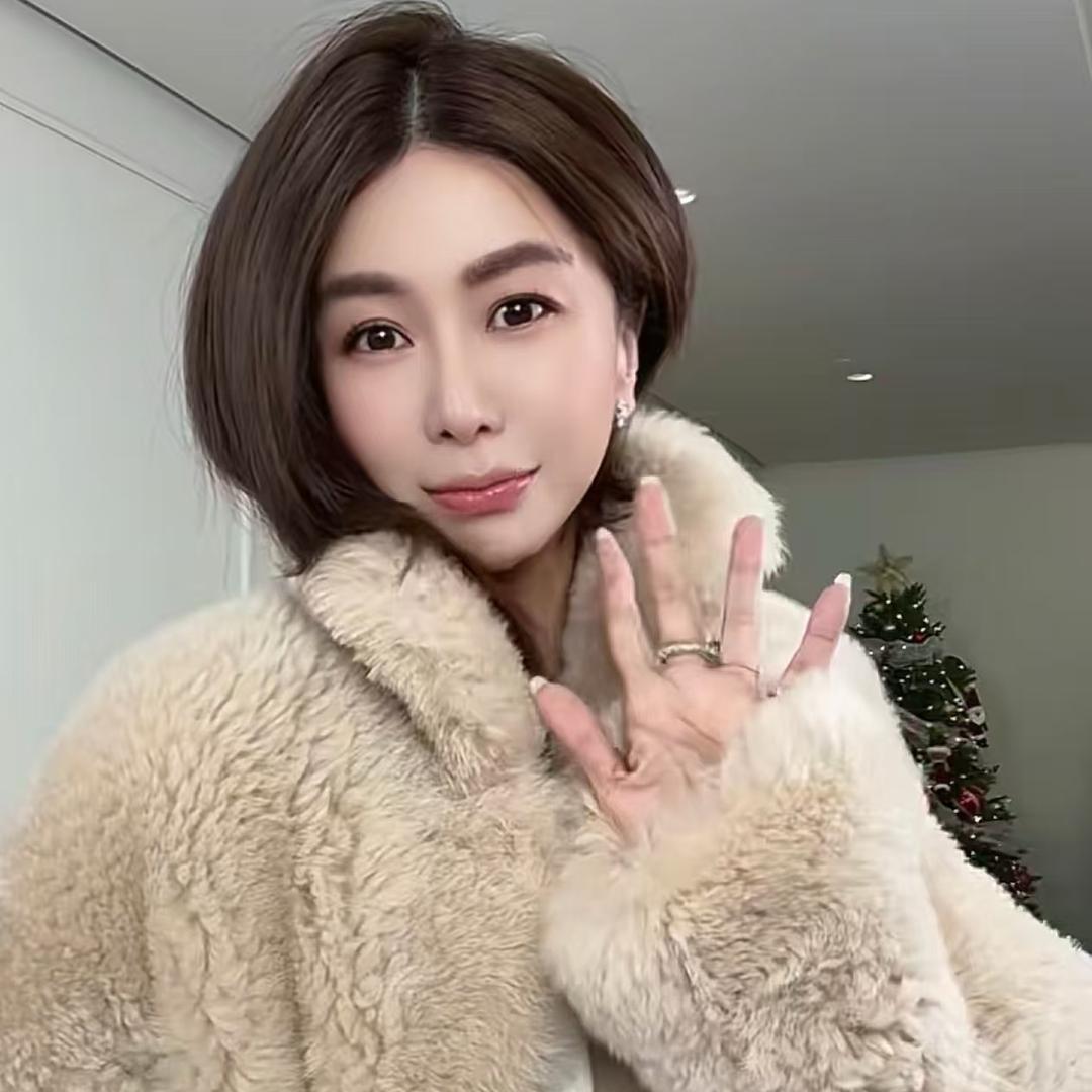 唐老板嘉玲姐（精致穿搭）