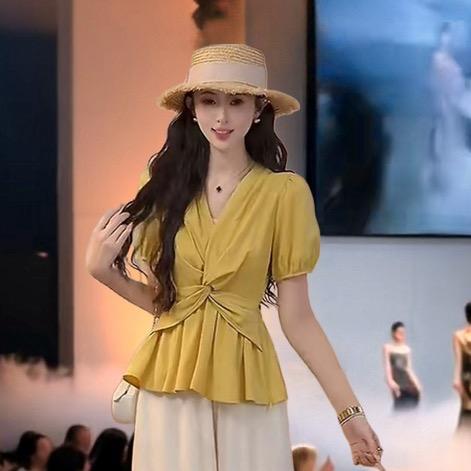 小杨穿搭