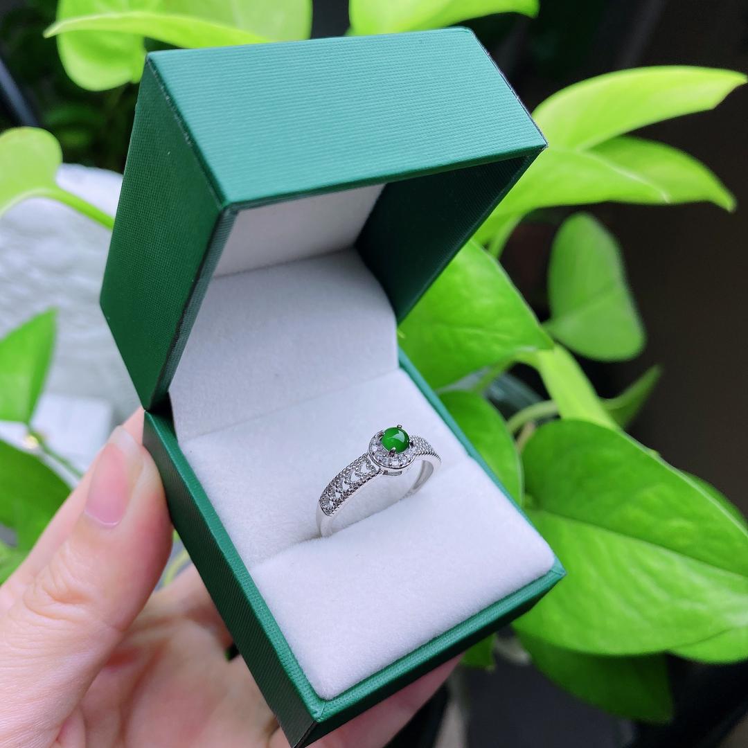 锦上添花翡翠珠宝商行