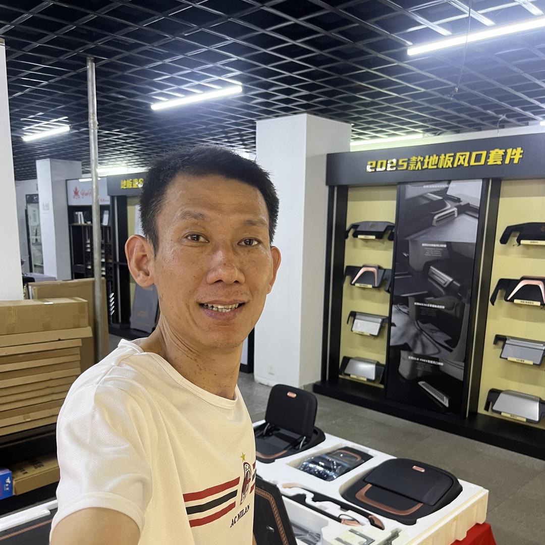 赛纳 格瑞维亚商务车升级 （二七东越）