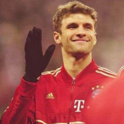 爱踢球的龙教练