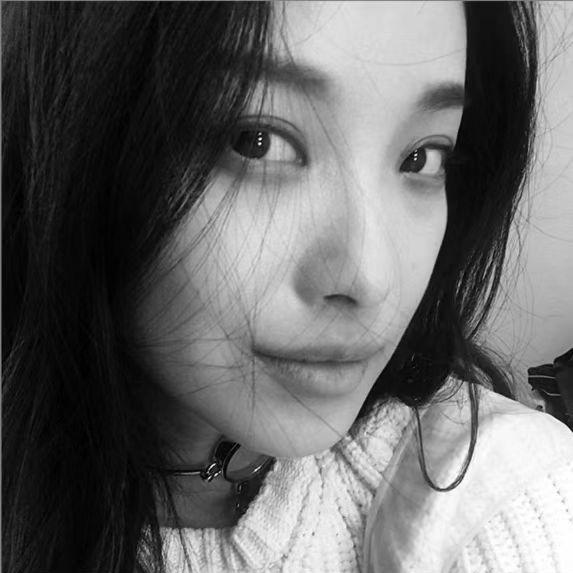 不自律美少女