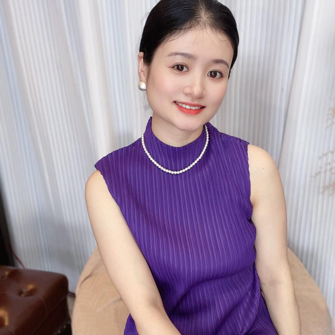 深圳黄夏伊-轻奢女装