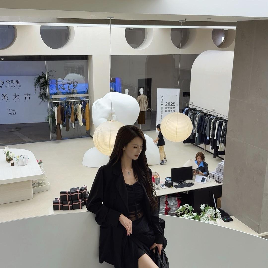 叫美女呗