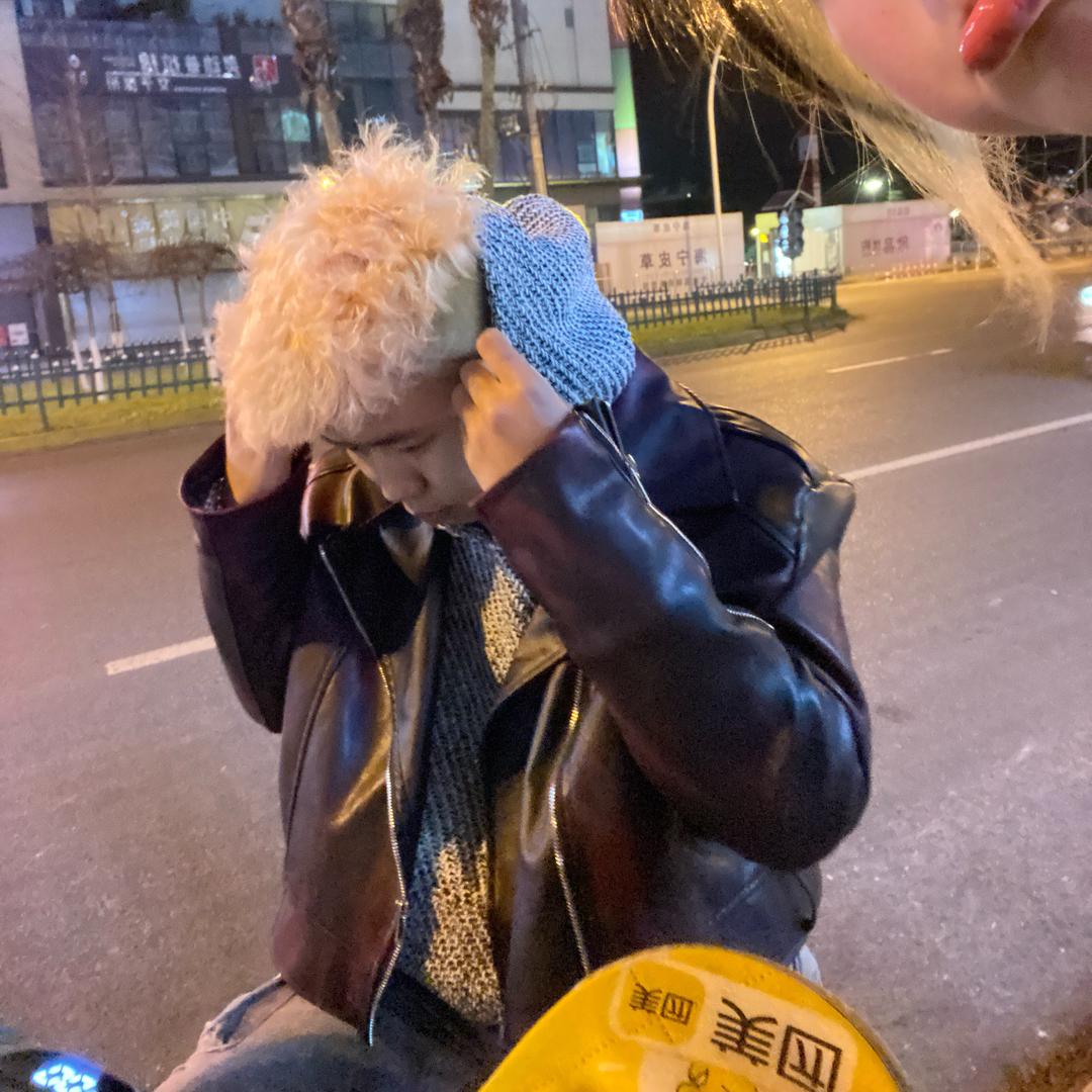 剃刀先生_李浩