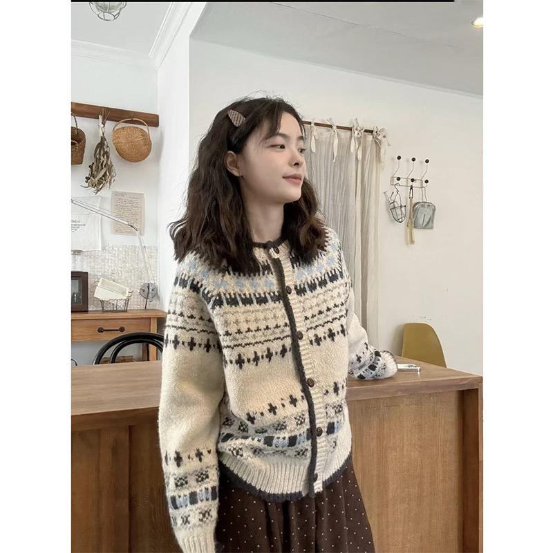 衣木茶女装穿搭
