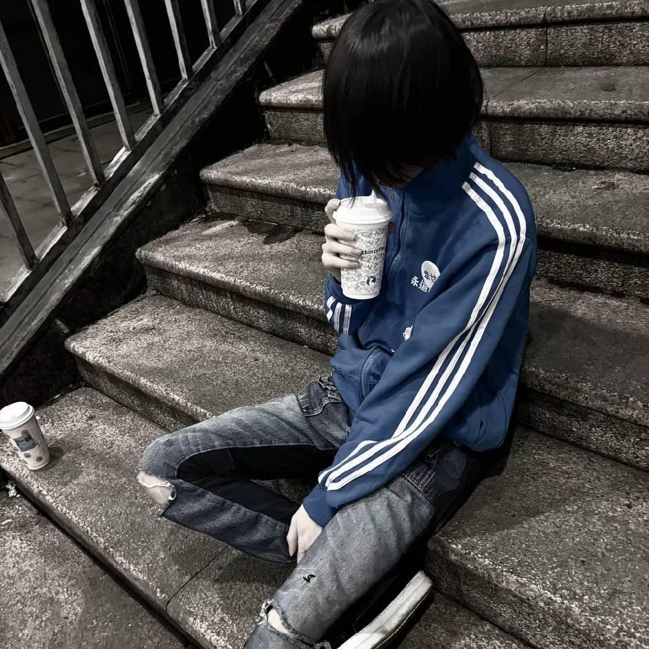 小嘉