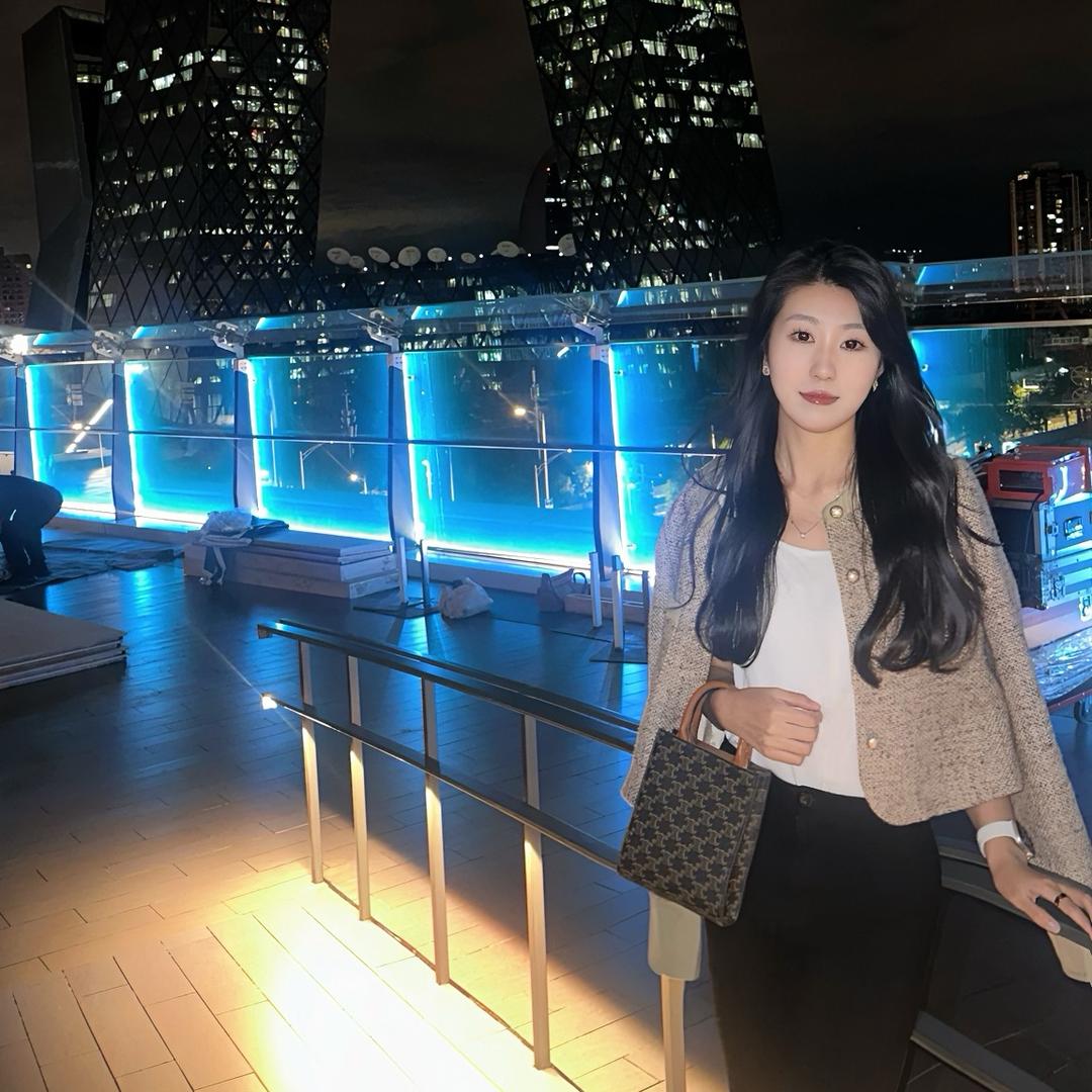 苒苒.