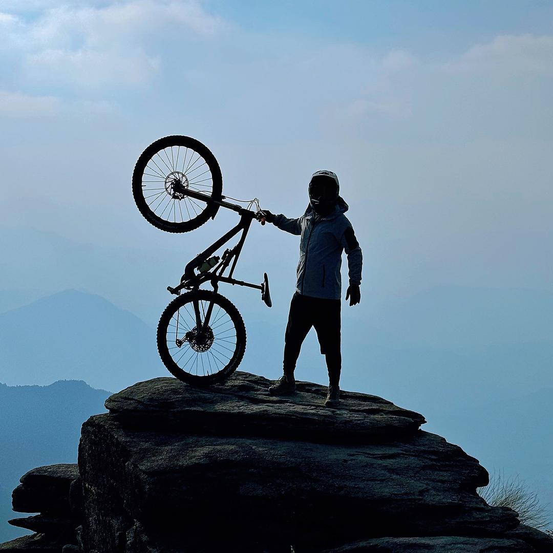 菠萝安安MTB